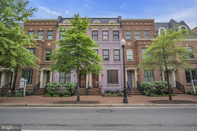 Building Photo - 1314 Duke St