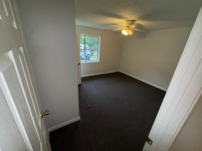 Building Photo - 1116 Windgate Cir NW