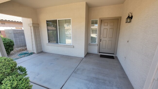 Building Photo - 4437 E Firestone Dr