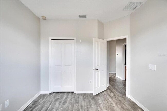 Building Photo - 7322 S Trask St