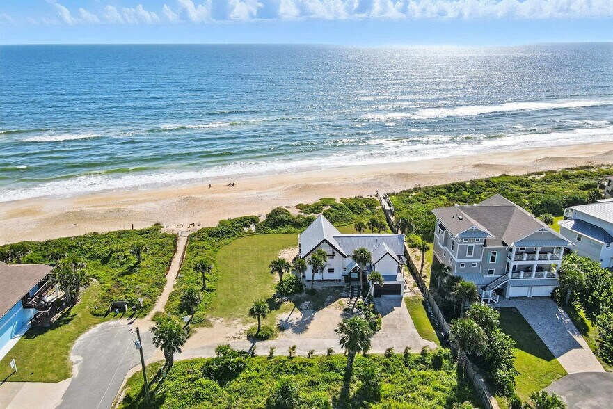 Building Photo - 62 Ocean St