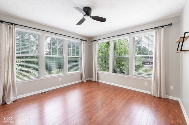 Building Photo - 1325 Brentford Ln