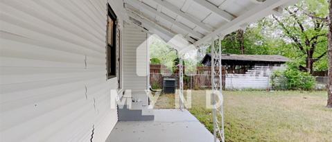 Building Photo - 1110 Clower-