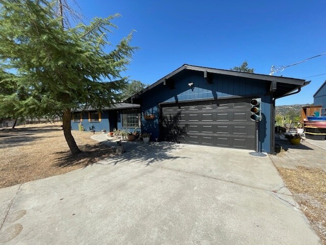 Building Photo - 29760 Revis Rd