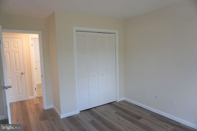 Building Photo - 1914 Old Stone Mill Dr