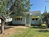 Building Photo - 2918 Featherston Ave