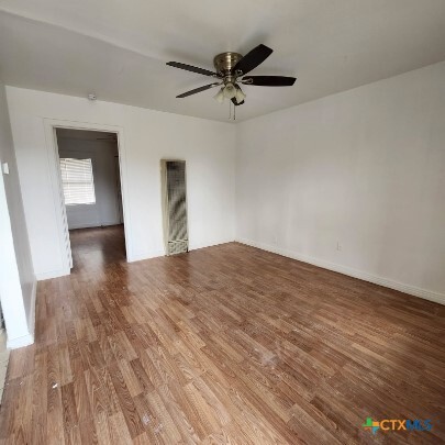 Primary Photo - 1508 N College St