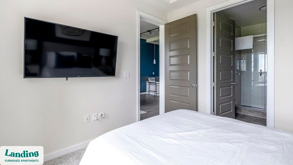 Building Photo - 825 Usener St