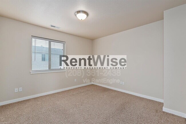 Building Photo - 8732 W Pine Valley Ln