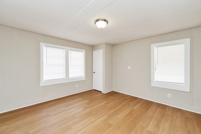 Building Photo - Stunning 4BR Renovation in Bessemer – Be the First to Live Here