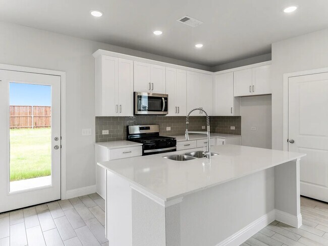 Building Photo - 427 Magellan Rd