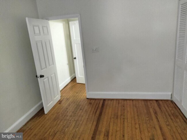 Building Photo - 303 E 33rd St