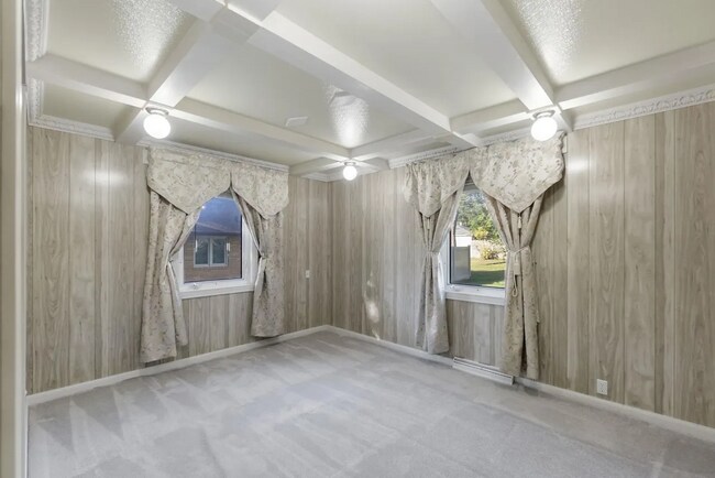 Building Photo - Beautiful 3-Bed 1.5-Bath House in Waterloo