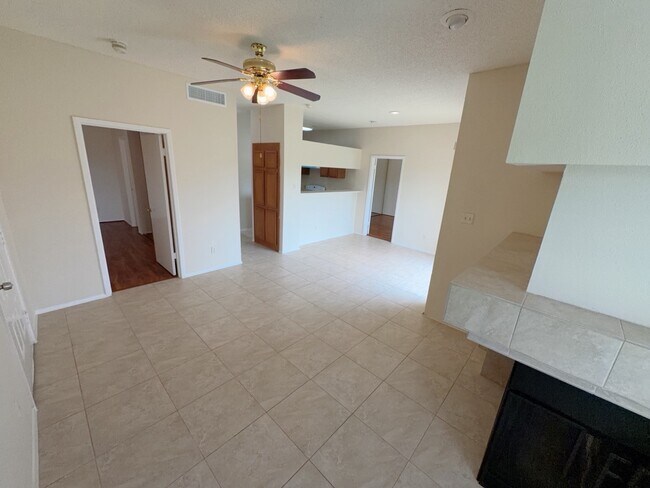 Building Photo - 7900 Bissonnet St