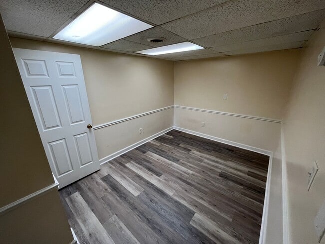 Building Photo - 1078 Jonestown Rd