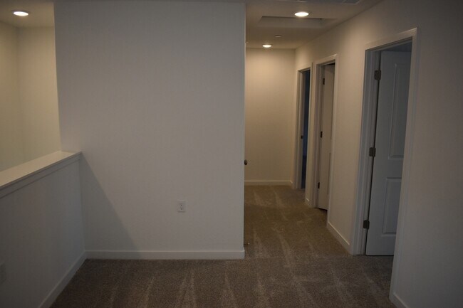 Building Photo - 4752 Sami Jo Dr