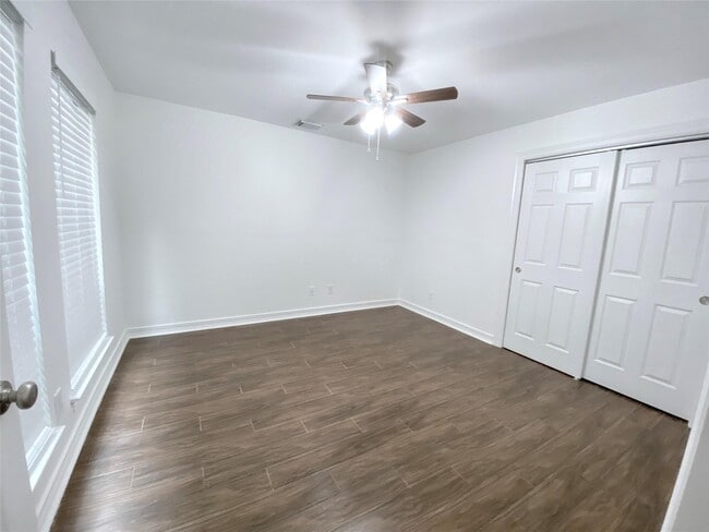 Building Photo - 1405 Prospect St