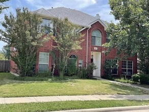 Building Photo - 1233 McMahan Dr