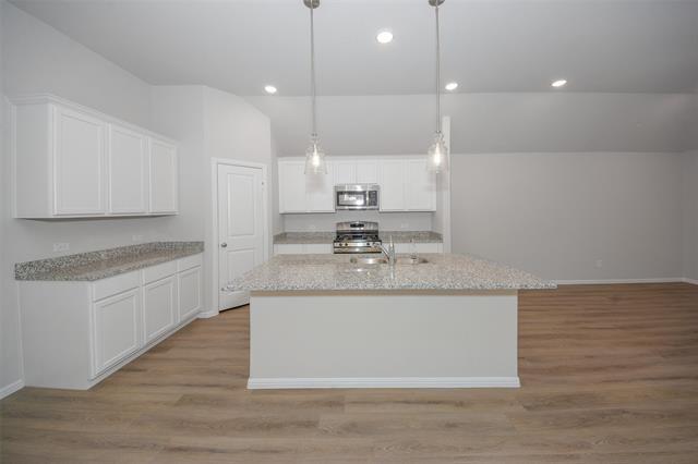 Building Photo - 13156 Zion Dr