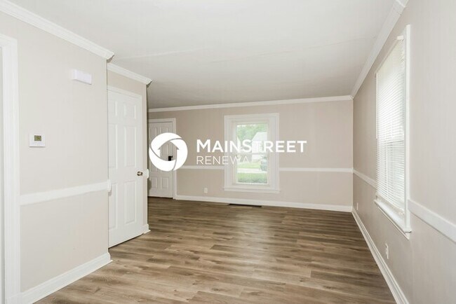 Building Photo - 3 Bedroom Pet-Friendly Home in St. Louis, MO with Main Street Renewal