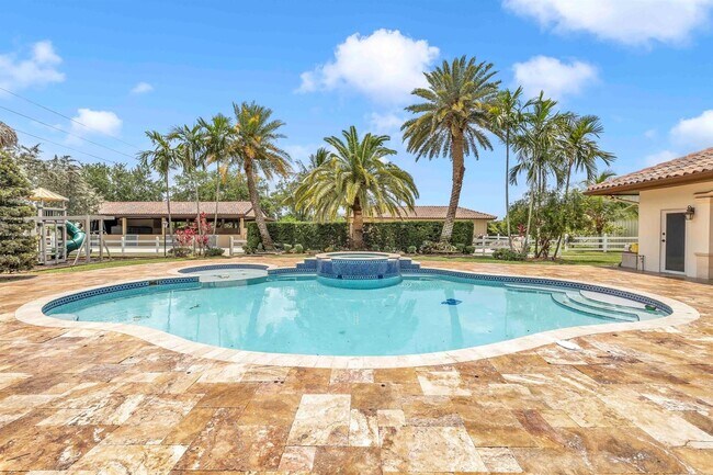 Building Photo - 6300 SW 190th Ave