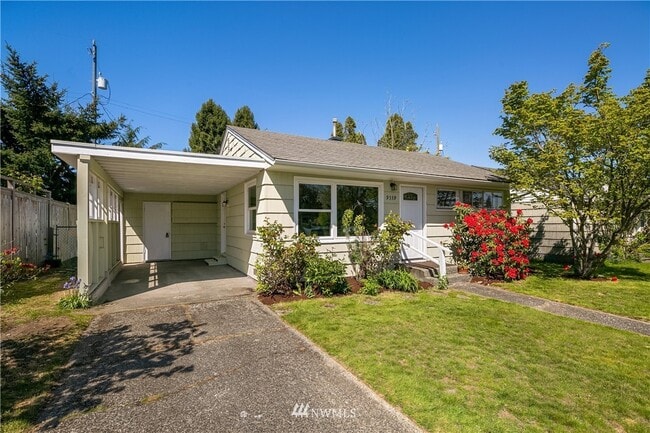 Building Photo - 9339 31st Pl SW