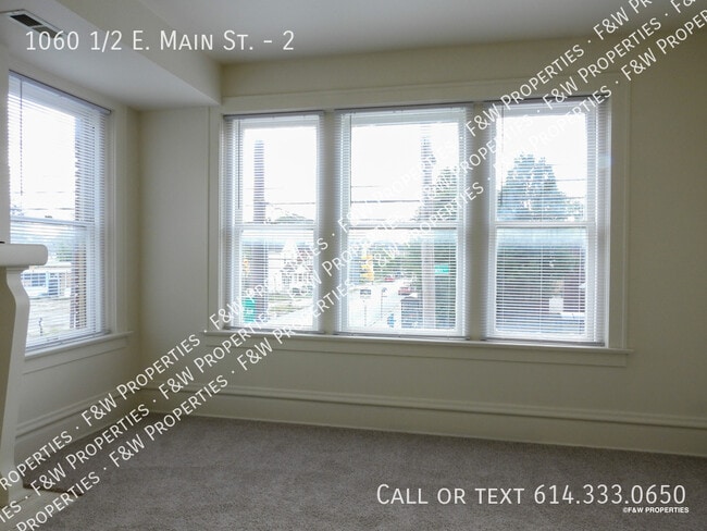 Building Photo - 1060 1/2 E. Main St.-2