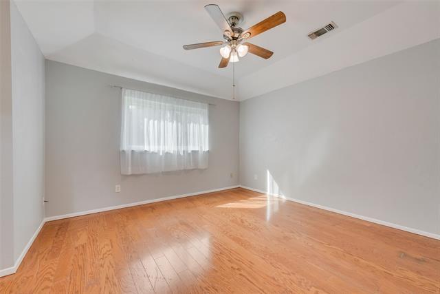 Building Photo - 4154 Emerson Dr