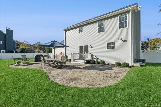 Building Photo - 16 Mastro Ct