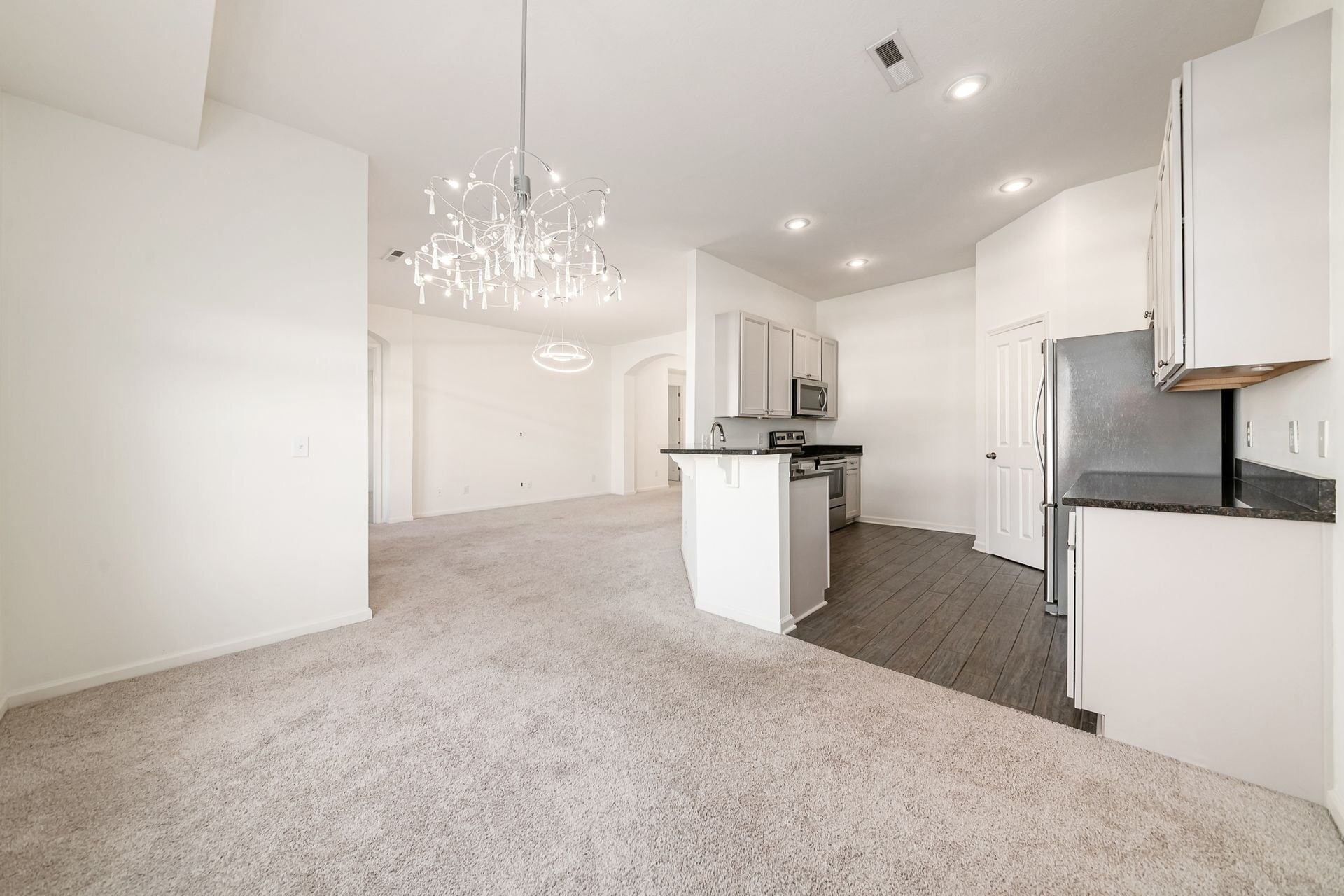 Building Photo - 3587 Evelynton Ave