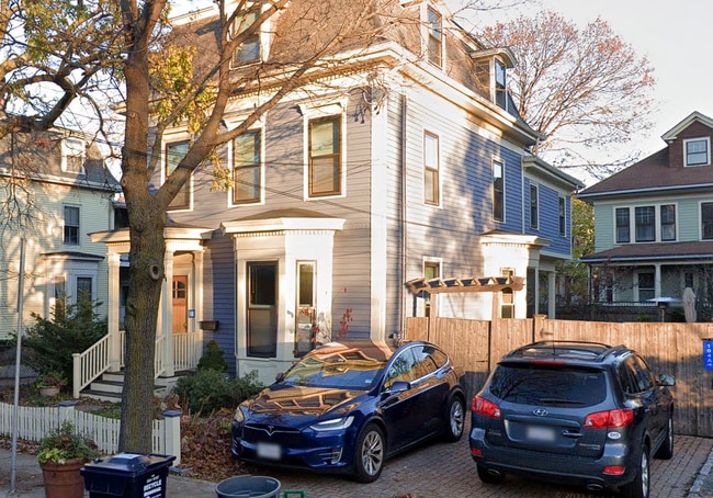 Building Photo - 104 Ellery St