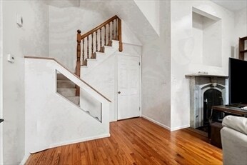 Building Photo - 113 W Dedham St