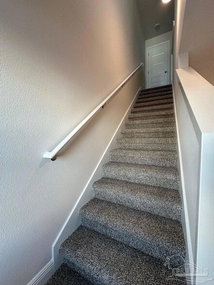 Building Photo - 5737 Stellarjay St