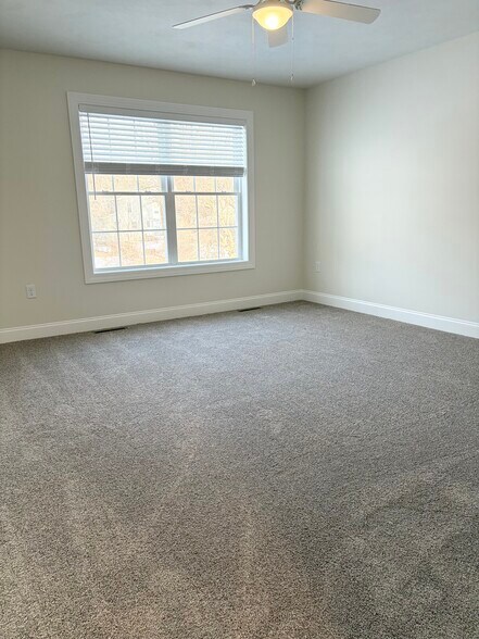 Building Photo - 122 Memphis St