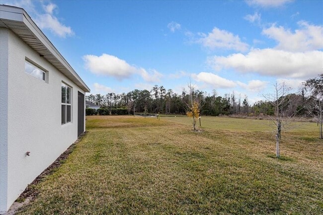 Building Photo - 2501 Southlawn Ln