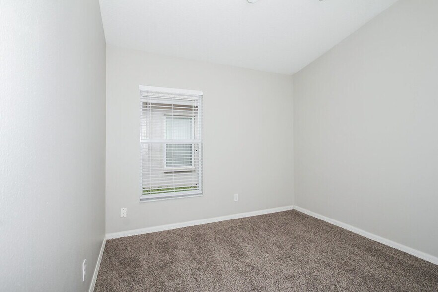 Building Photo - 13618 Silver Charm Ct
