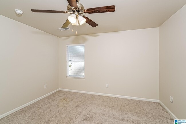 Building Photo - 160 Jonathan Dr