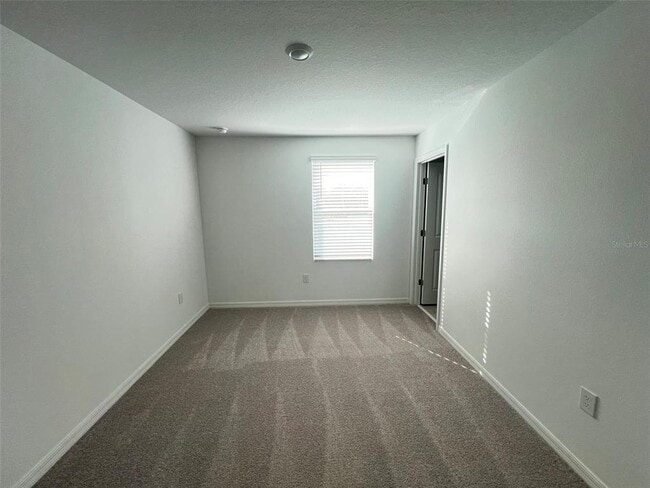 Building Photo - 2961 Skyline Lp