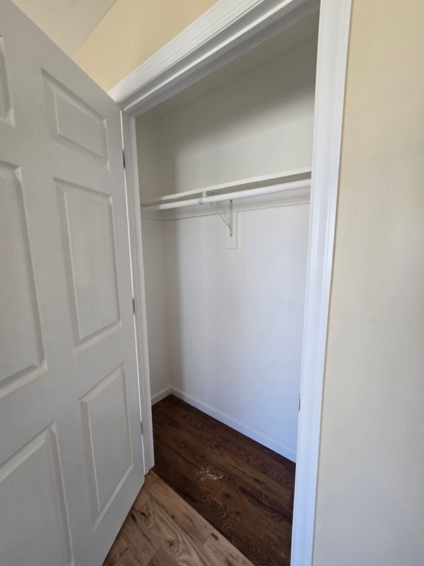 Building Photo - 53 Philip Pl