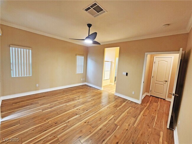 Building Photo - 5561 Carrara Pointe St