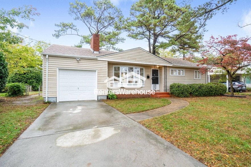 Building Photo - 2204 Helsley Ave