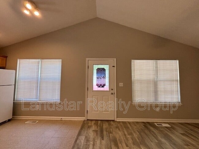 Building Photo - 3763 Parthenia Ave