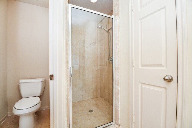 Building Photo - 5215 Brinkman Ct