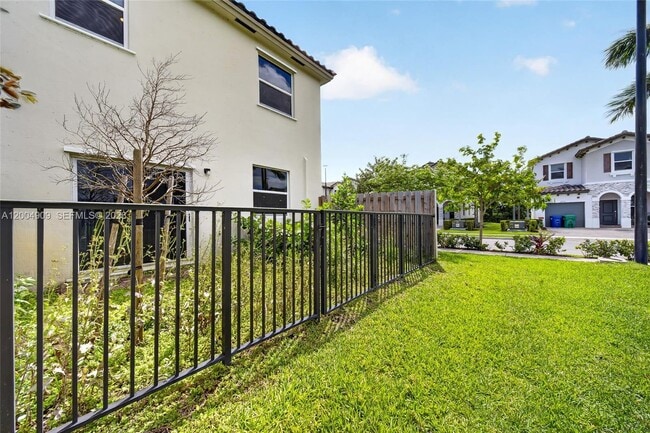 Building Photo - 5555 NW 27th St