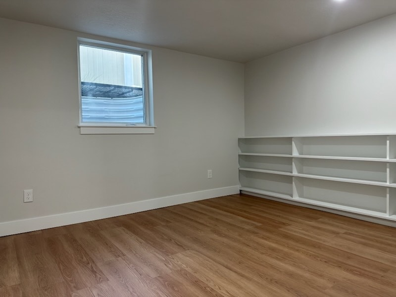 Bedroom-4 - 329 E Saunders St