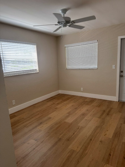 Building Photo - 2377 NW 52nd Ct