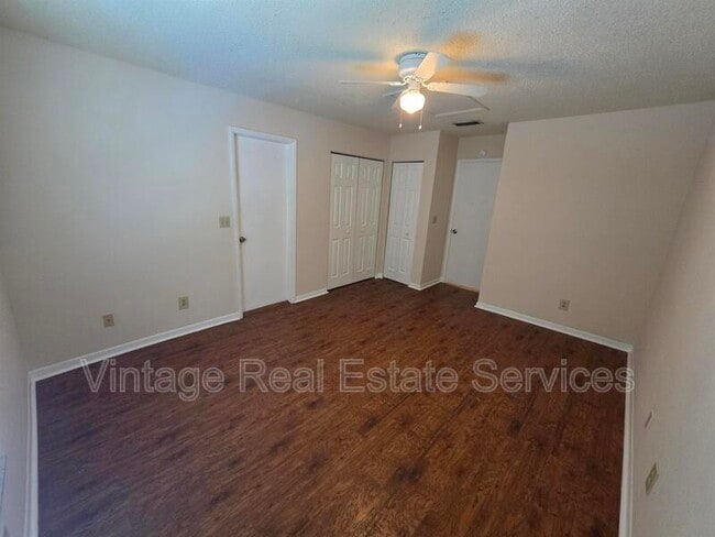 Building Photo - 5202 Sunridge Palms Dr