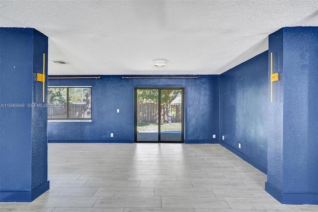 Building Photo - 8105 SW 19th St