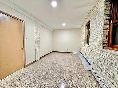 Building Photo - 902 Washington St