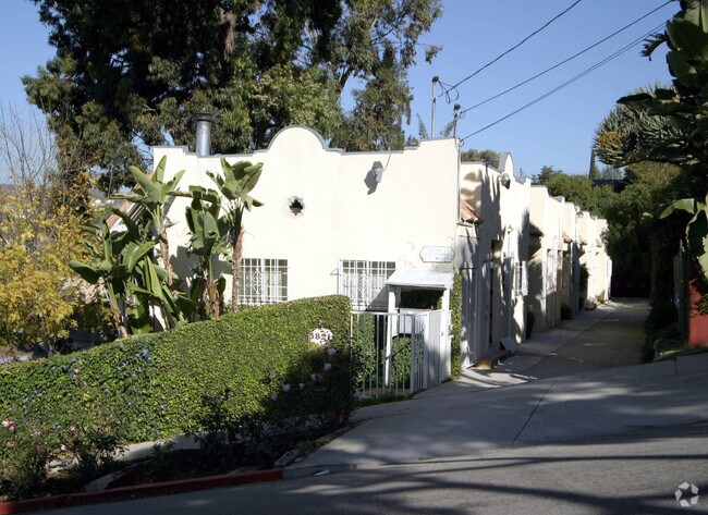 3821 Effie St - 3821 Effie St Los Angeles CA 90026 | Apartment Finder
